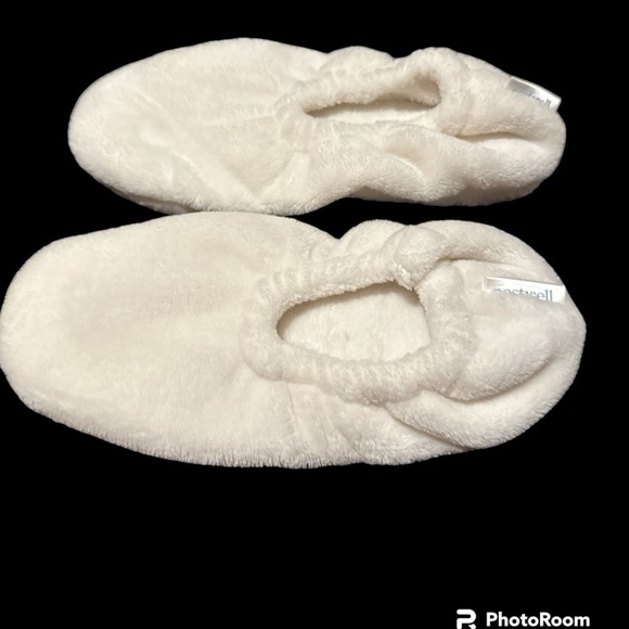 nestwell Accessories Nestwell Womens Plush Footie Slipper Socks In Arctic White Size Ml 9